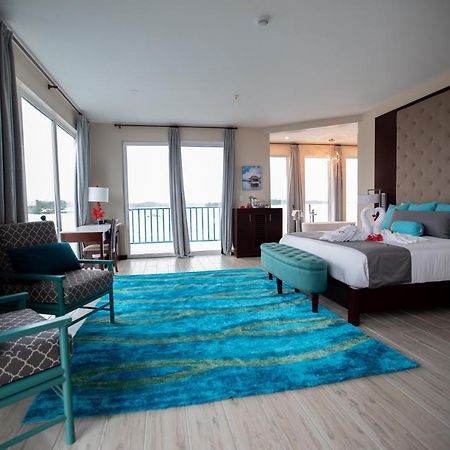 Готель Azul Bocas Town Екстер'єр фото