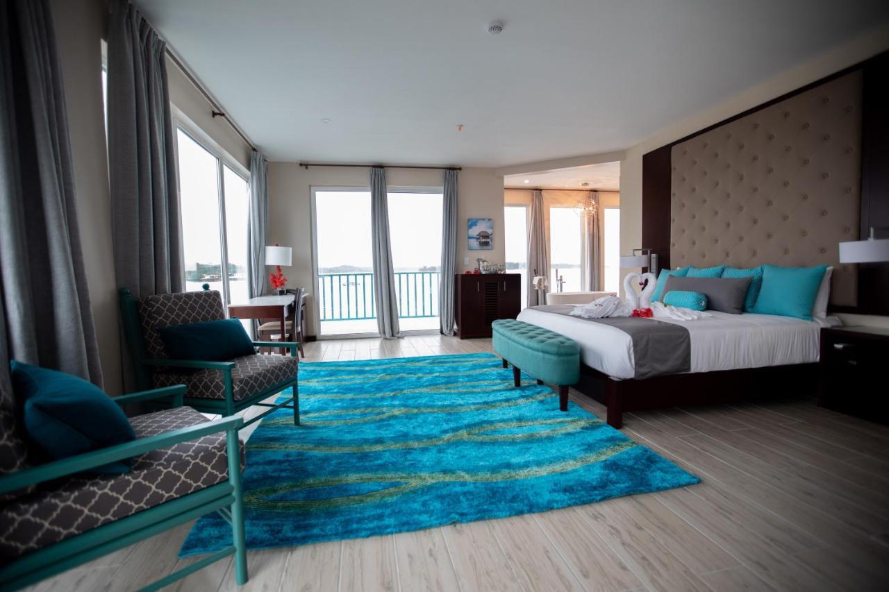 Готель Azul Bocas Town Екстер'єр фото